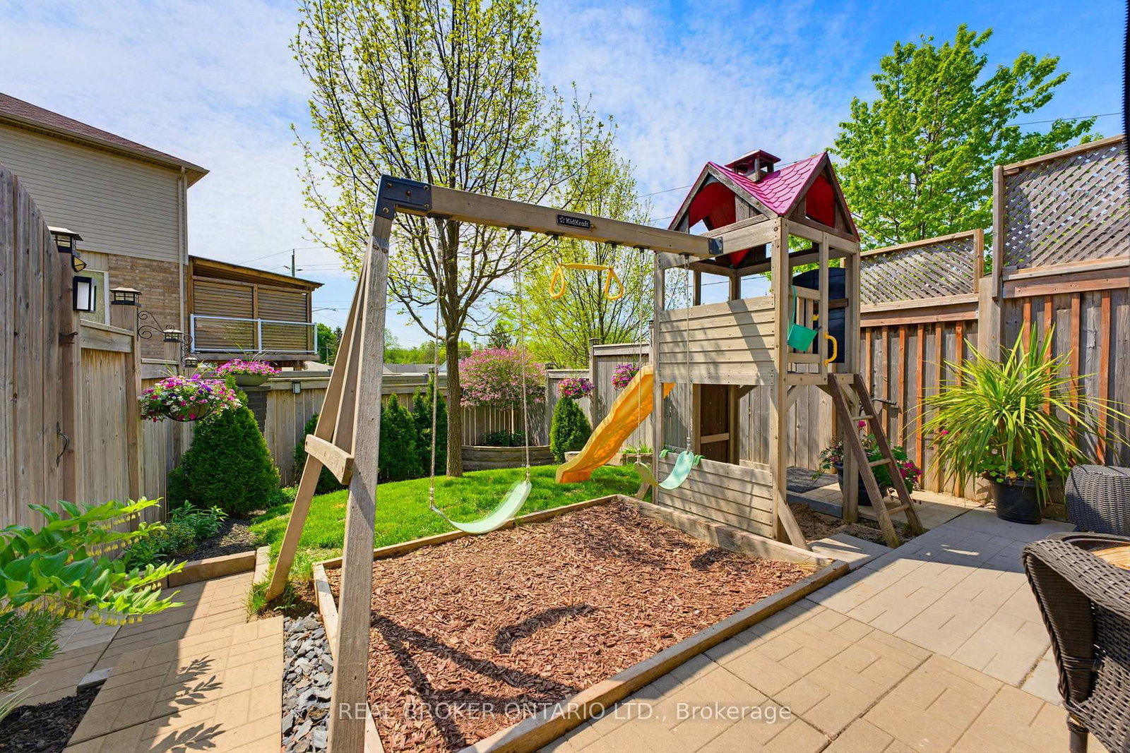 100 Chester Drive • #16 • Cambridge, ON photo 26