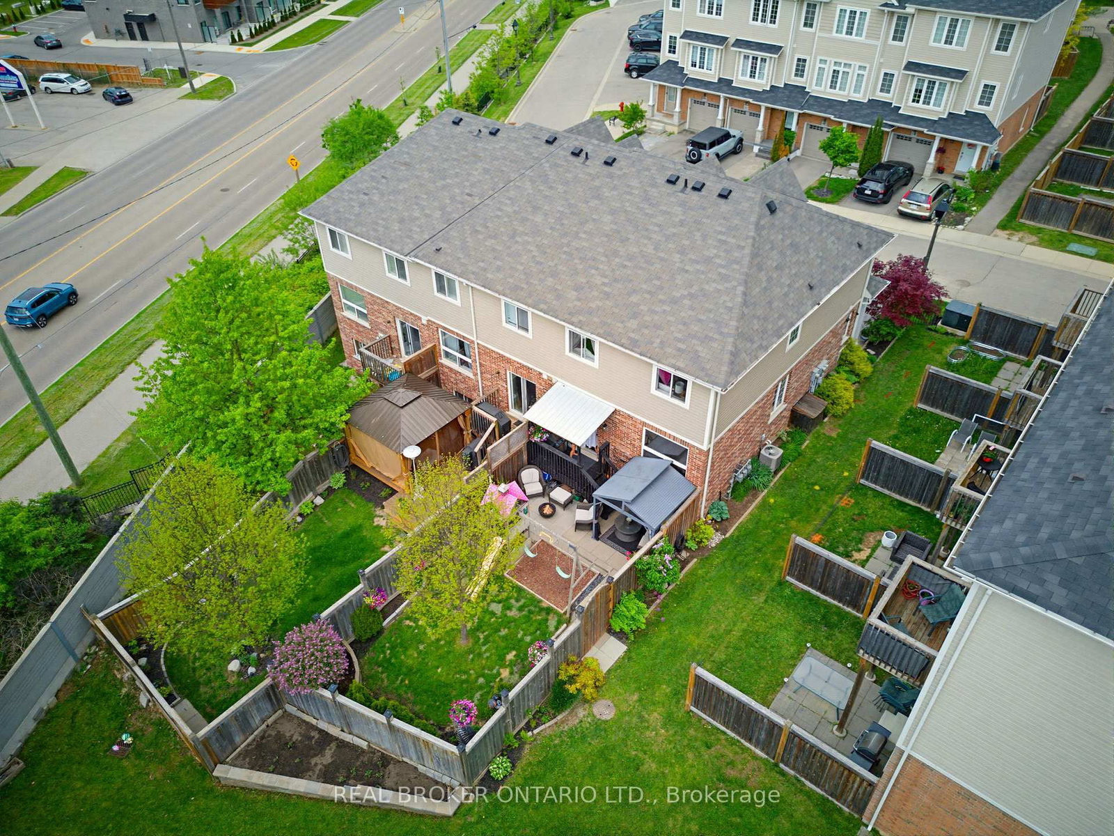 100 Chester Drive • #16 • Cambridge, ON photo 36