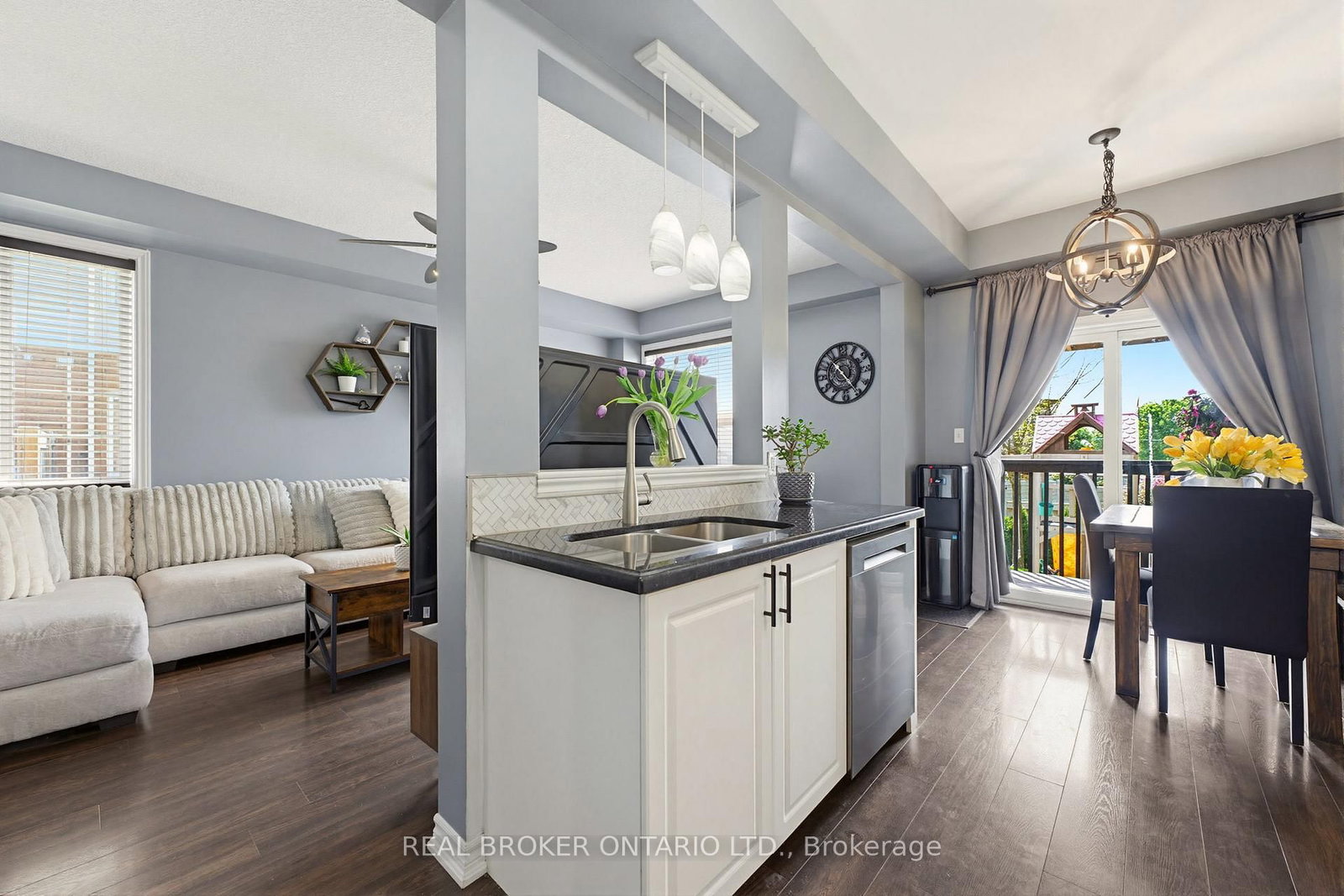 100 Chester Drive • #16 • Cambridge, ON photo 9
