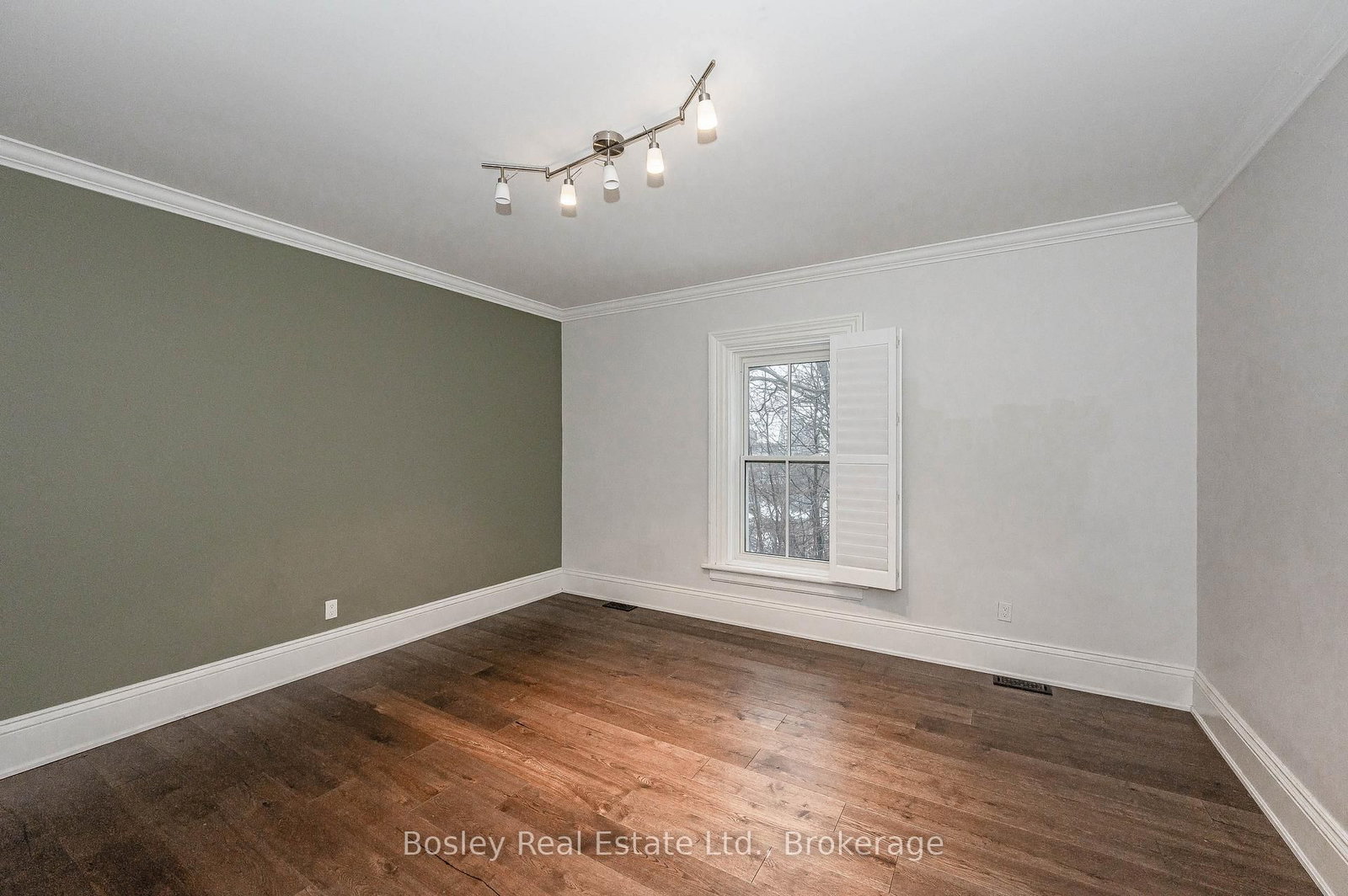 80 Queen Street • Guelph, ON photo 39