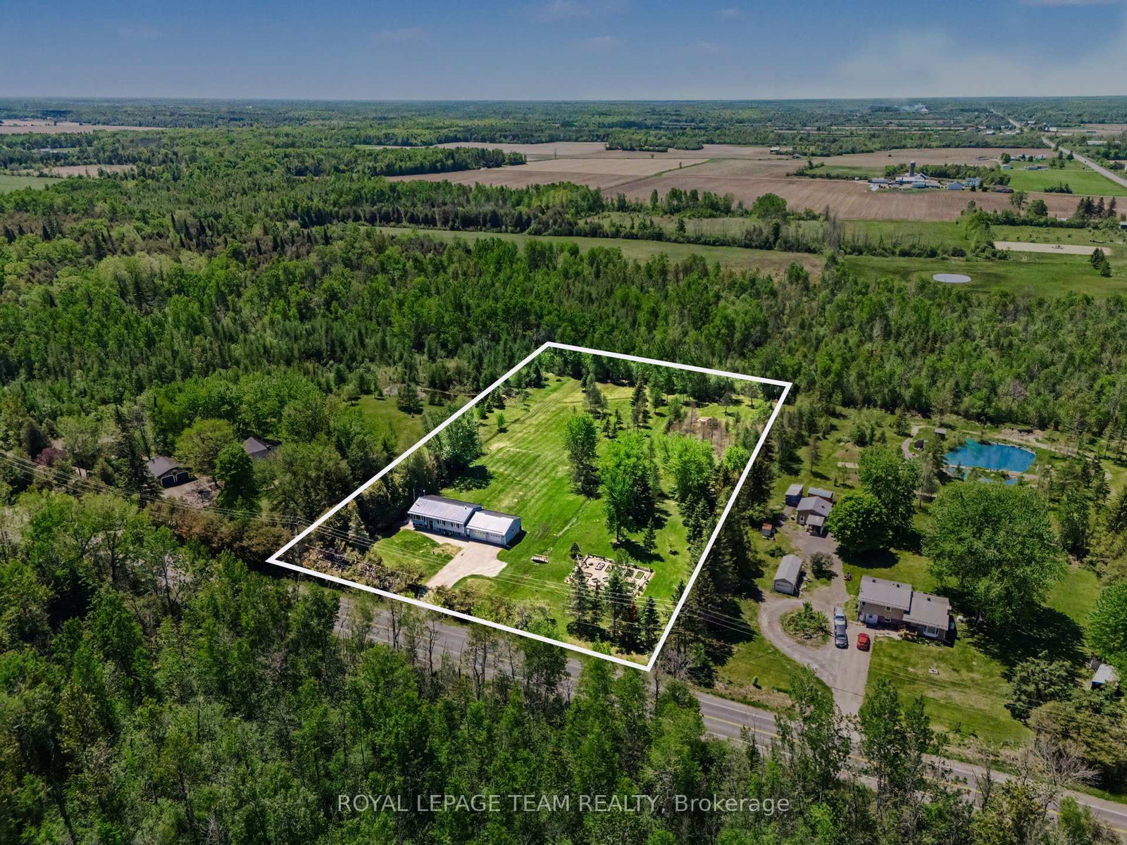 Listing Image 3