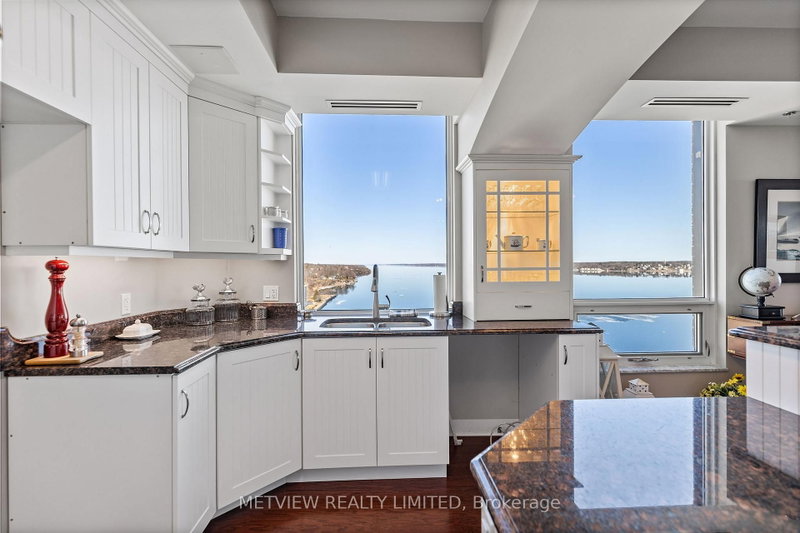 Unit 1803 - 15 St Andrew Street