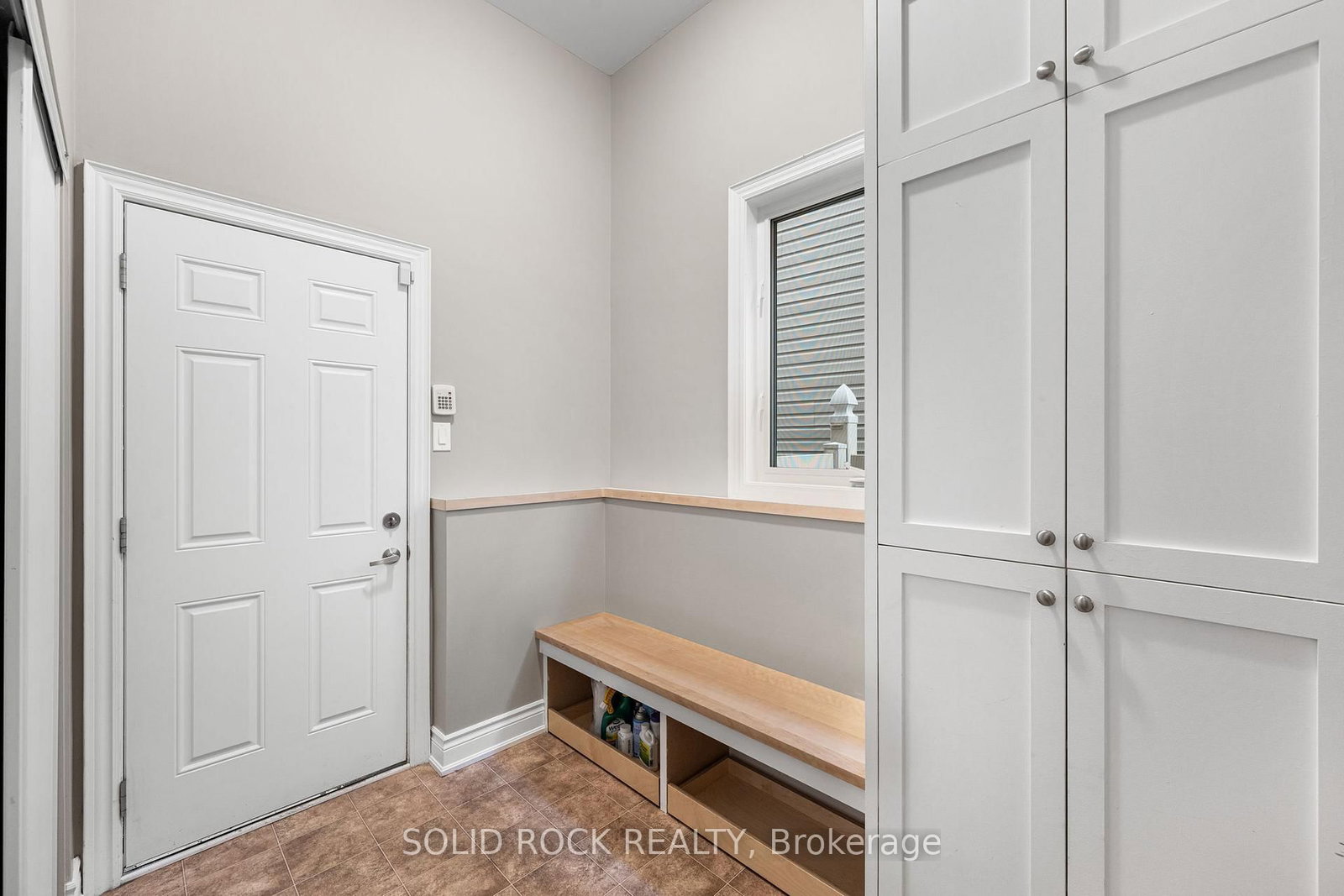 347 Bamburgh Way • Ottawa, ON photo 18