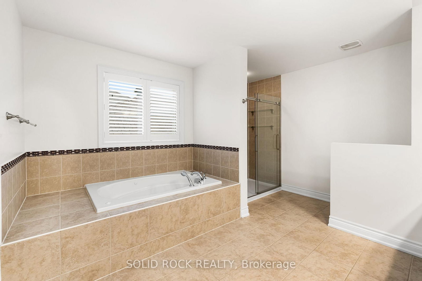 347 Bamburgh Way • Ottawa, ON photo 28