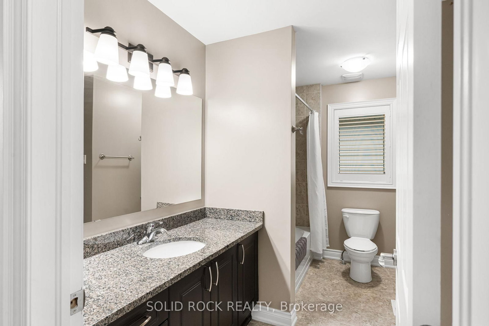 347 Bamburgh Way • Ottawa, ON photo 30
