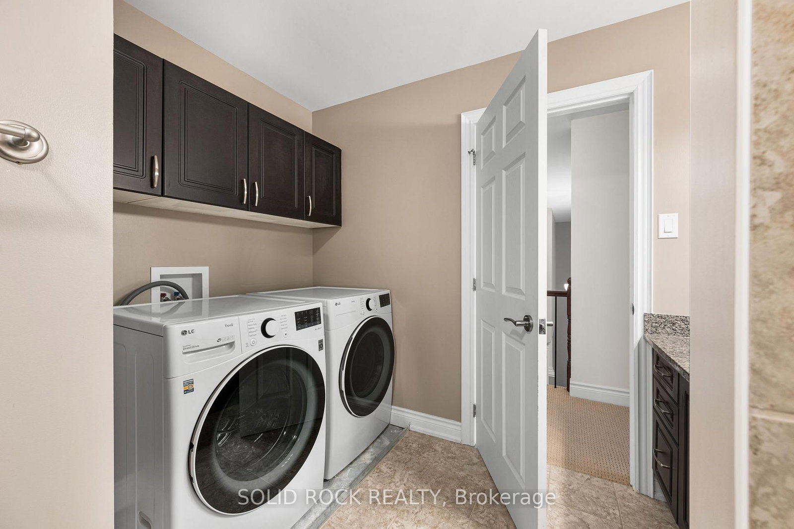 347 Bamburgh Way • Ottawa, ON photo 32
