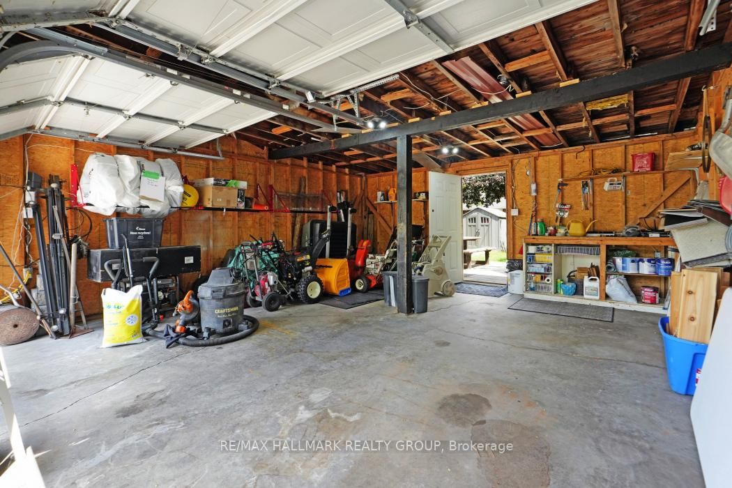 2481 Chasseur Avenue - Photo 44