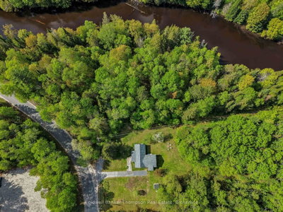 247 OLD NORTH Road • Huntsville, ON photo 4