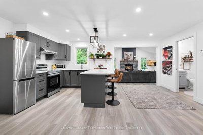 247 OLD NORTH Road • Huntsville, ON photo 6