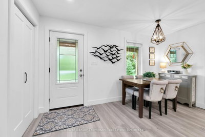 247 OLD NORTH Road • Huntsville, ON photo 7