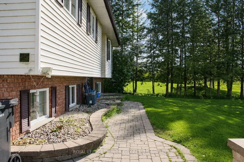 18528 Paragon Rd photo 5