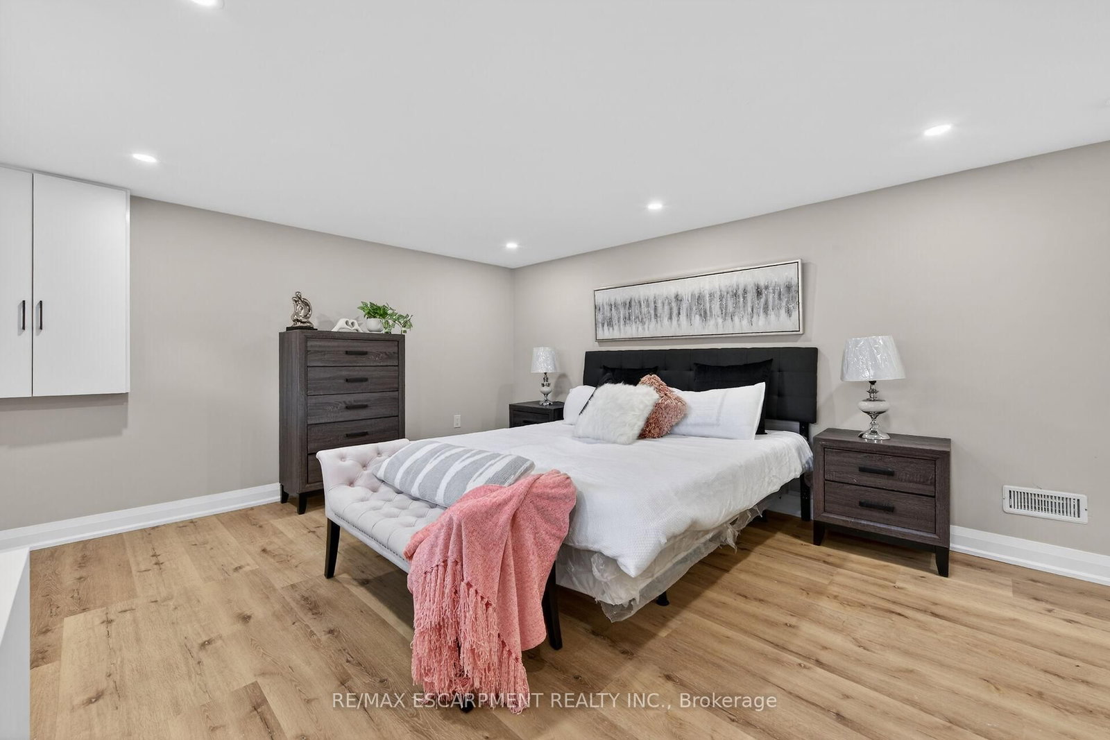 83 Riverdale Drive • Hamilton, ON photo 40