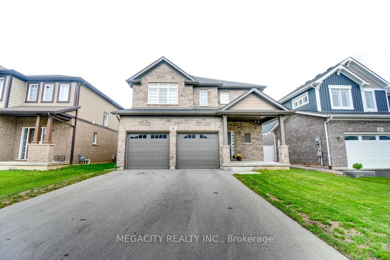 home for lease on 16 Tucker Street