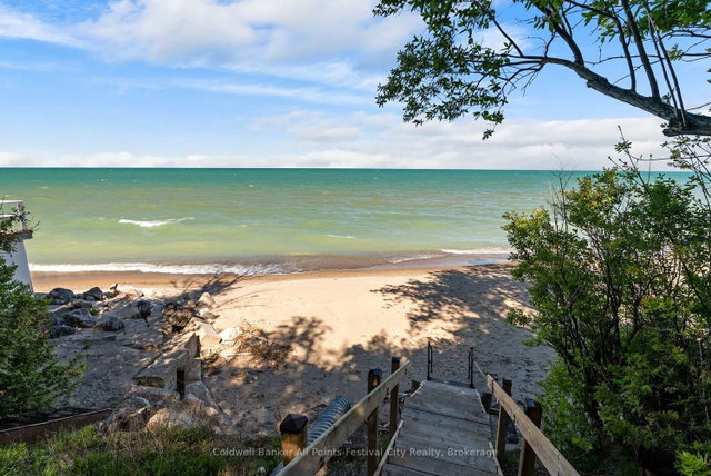 33689C Beach Court