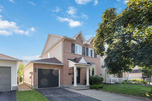 7 WINDHURST Drive