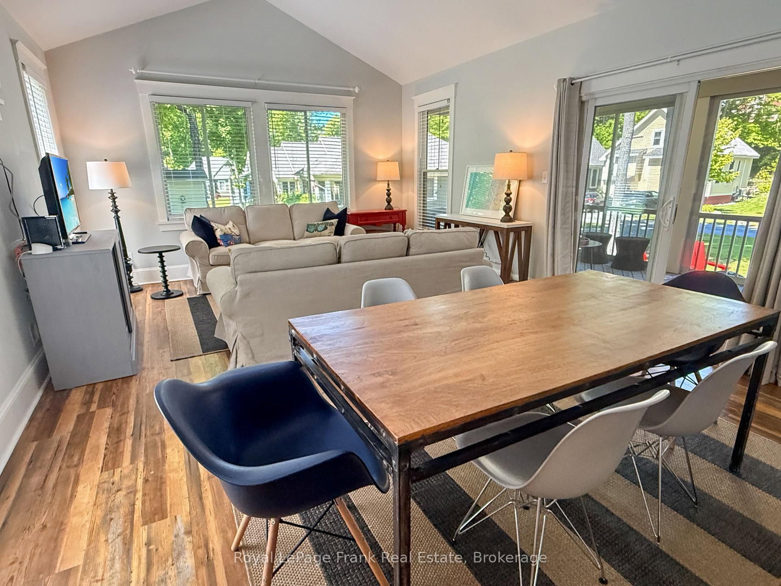 5 Hollow Lane • #215 • Prince Edward County, ON photo 10