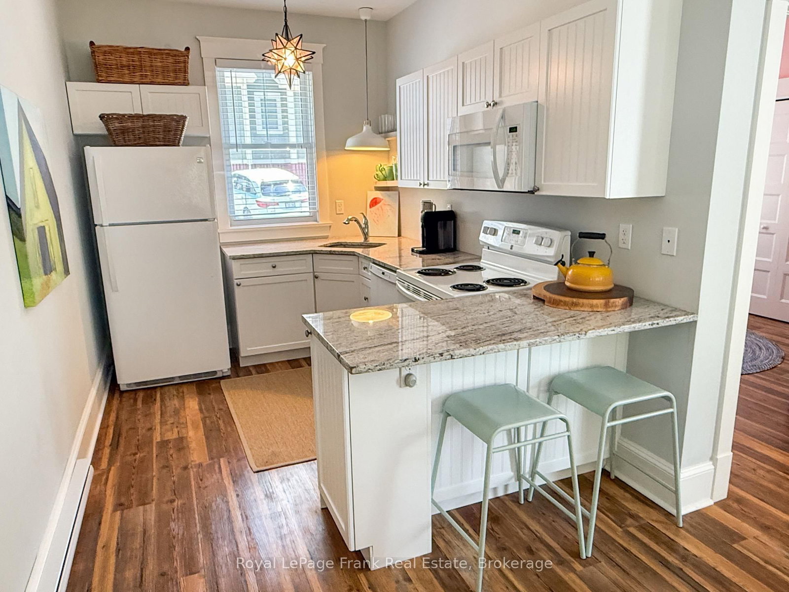5 Hollow Lane • #215 • Prince Edward County, ON photo 11