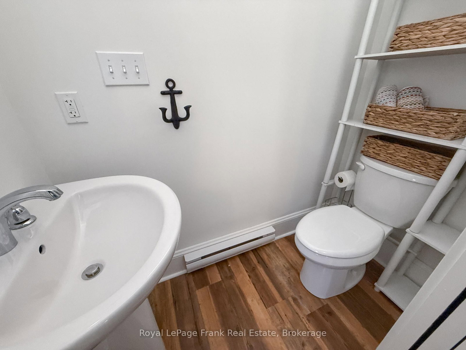 5 Hollow Lane • #215 • Prince Edward County, ON photo 17