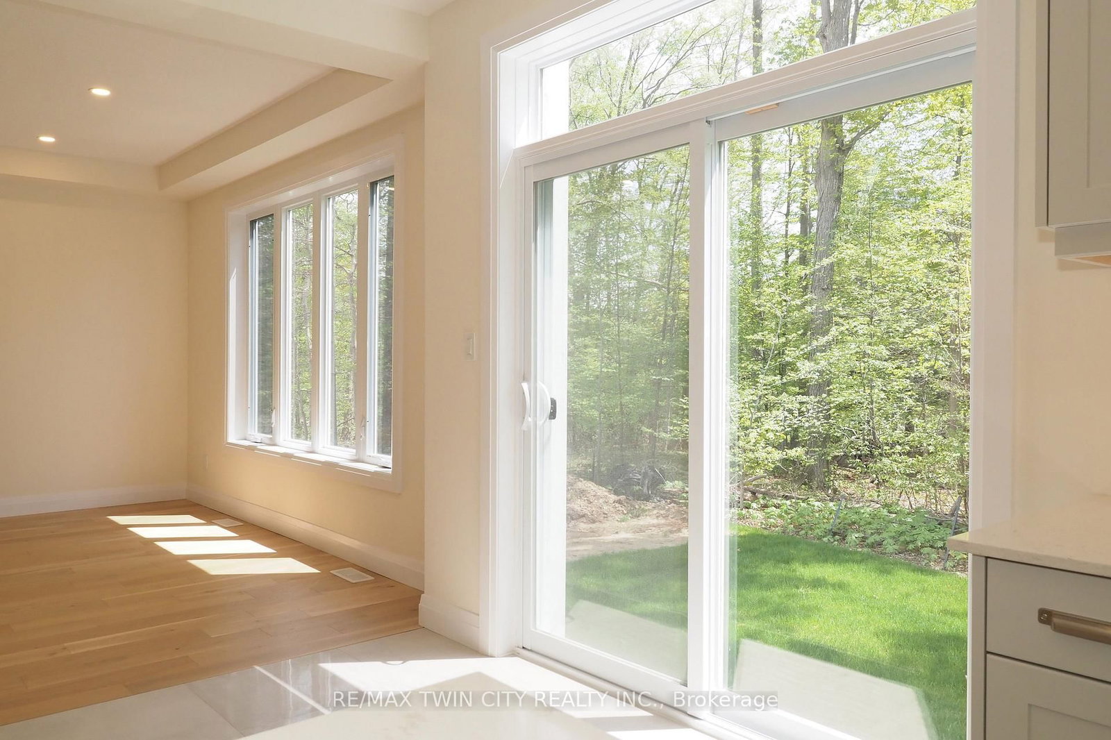 220 JEFFREY Place • Kitchener, ON photo 18