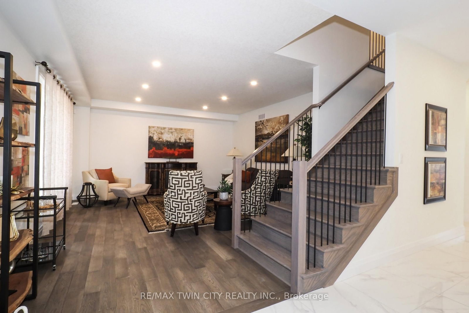217 JEFFREY Place • Kitchener, ON photo 23