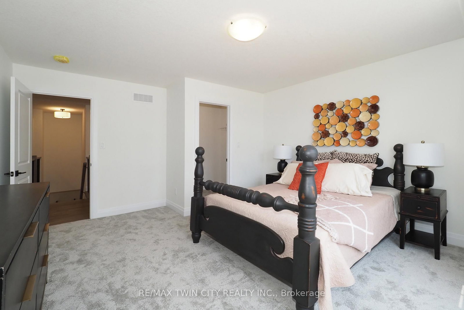 217 JEFFREY Place • Kitchener, ON photo 36