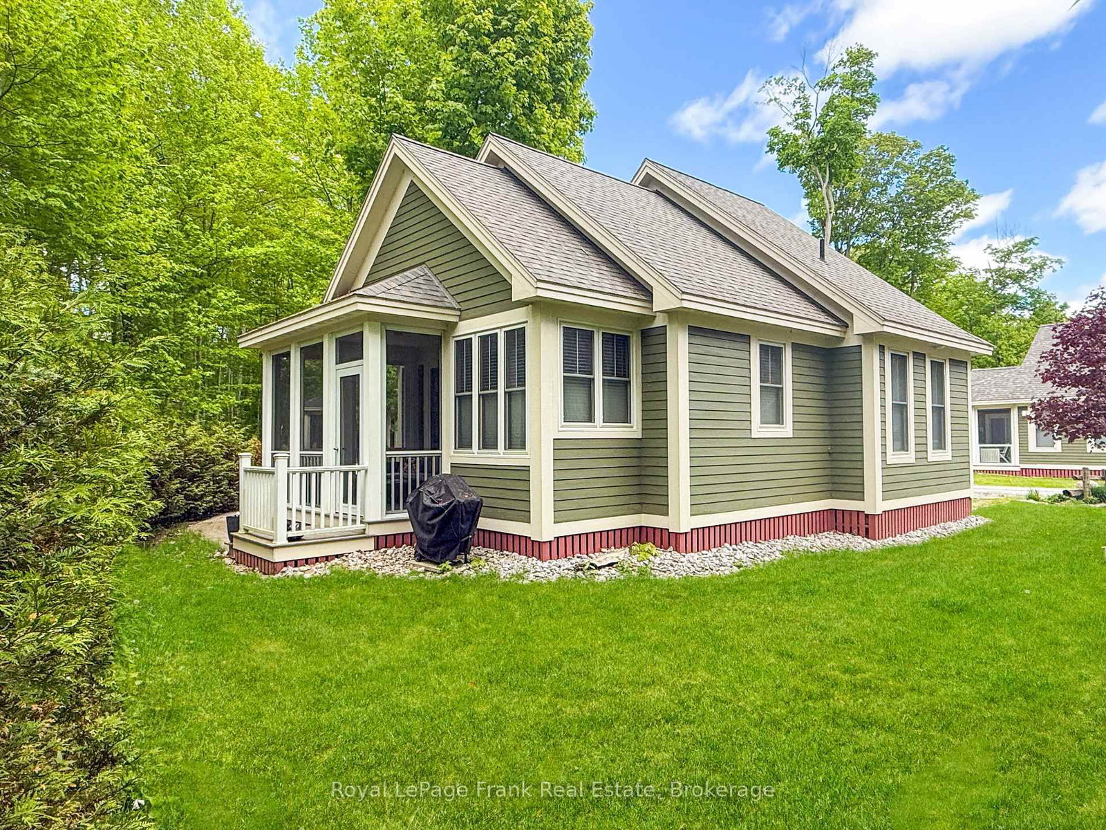 32 Hollow Lane • #199 • Prince Edward County, ON photo 22