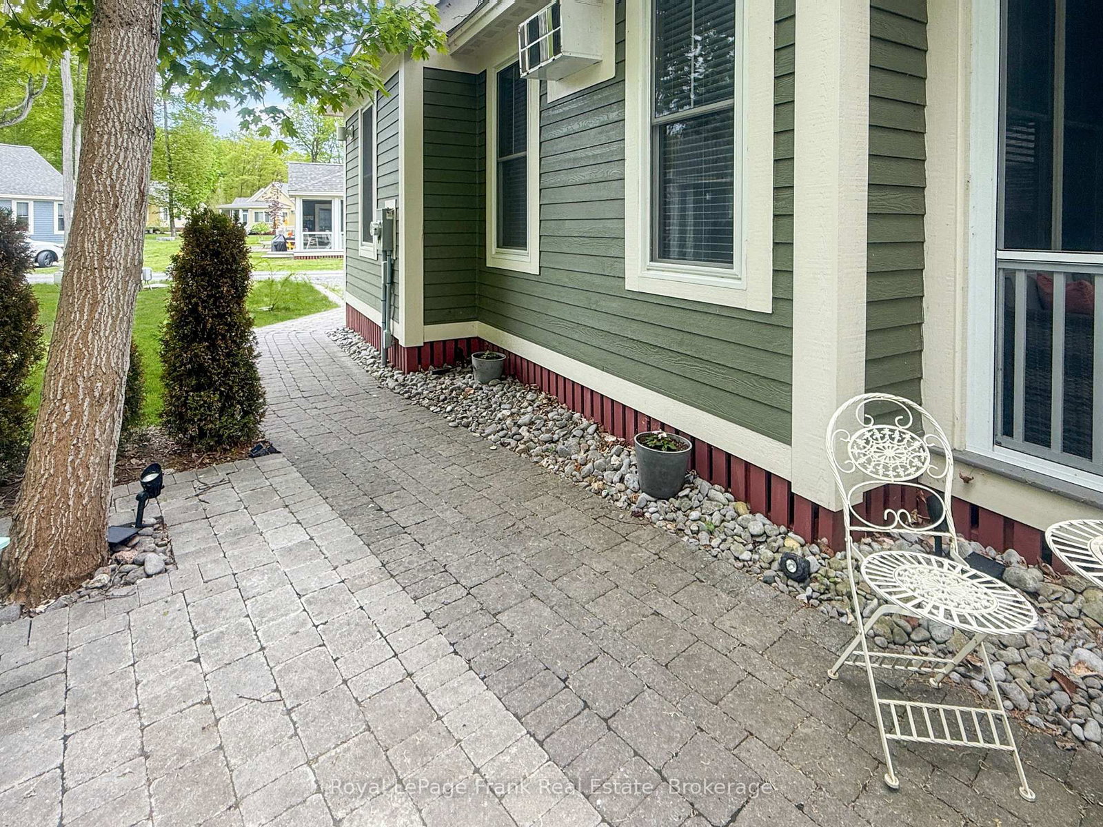 32 Hollow Lane • #199 • Prince Edward County, ON photo 5