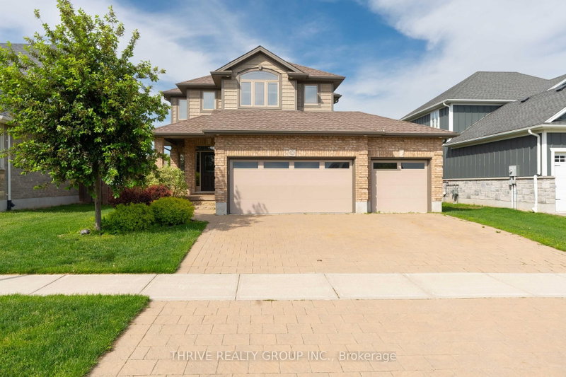 home for lease on 3 Dausett Drive