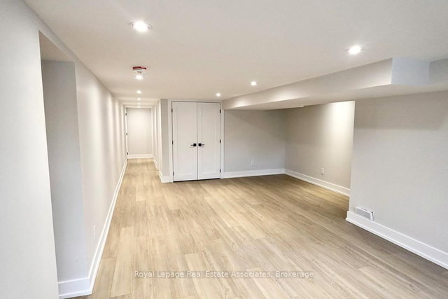 Unit 5 - 246 Marlborough Street