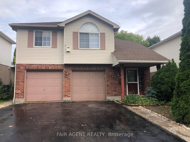 562 Erinbrook Dr, Kitchener, Ontario