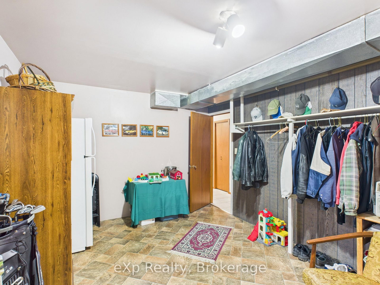 303 Mary Street • Brockton, ON photo 25
