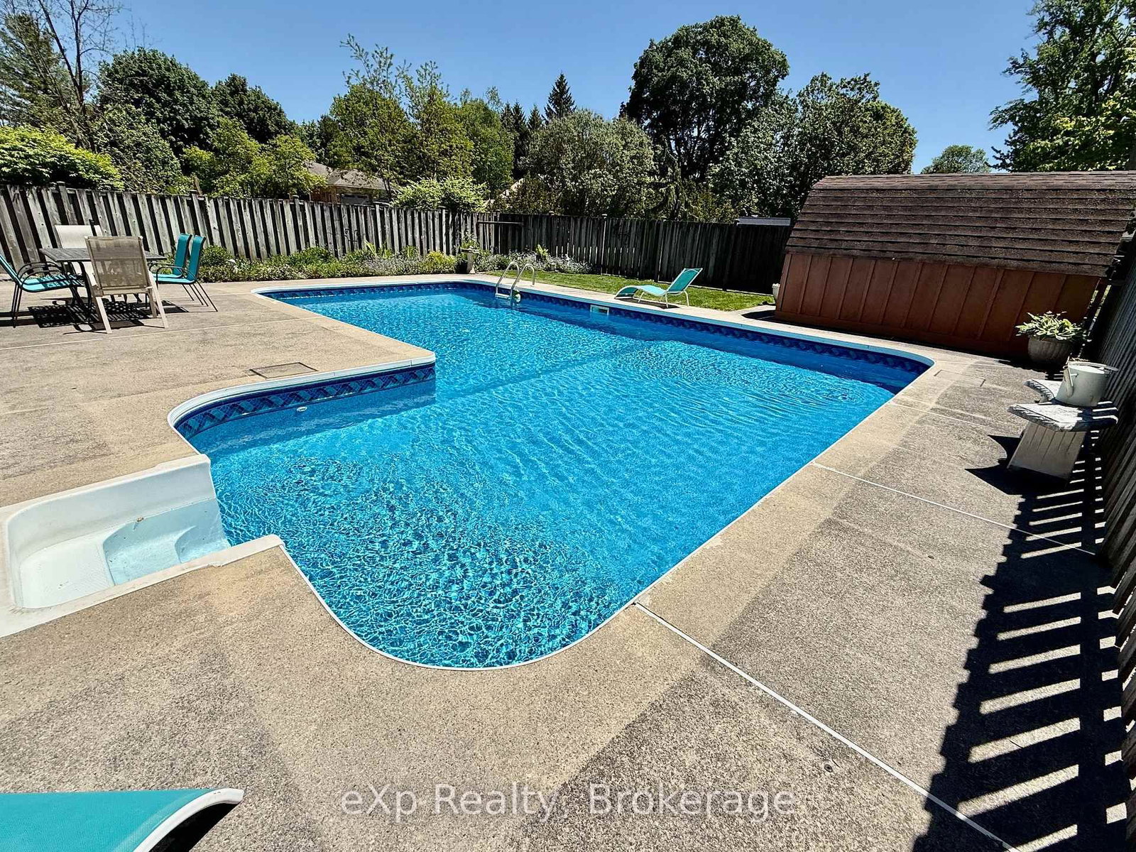 303 Mary Street • Brockton, ON photo 29