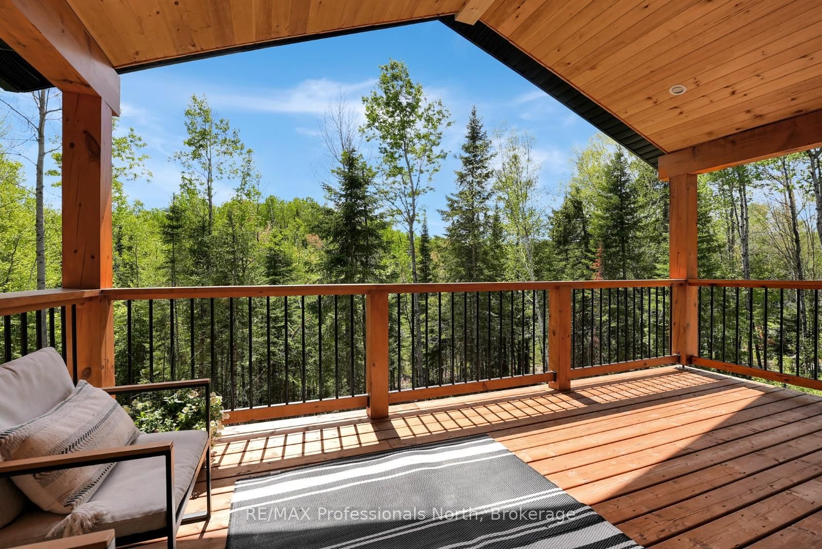 6587 Elephant Lake Road • Dysart et al, ON photo 23