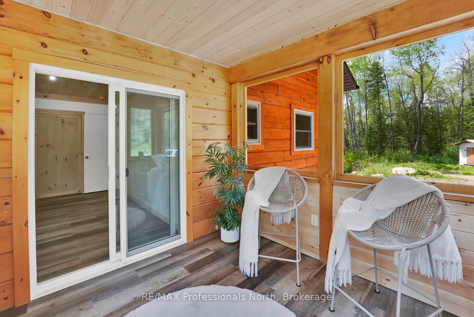 6587 Elephant Lake Road • Dysart et al, ON photo 28