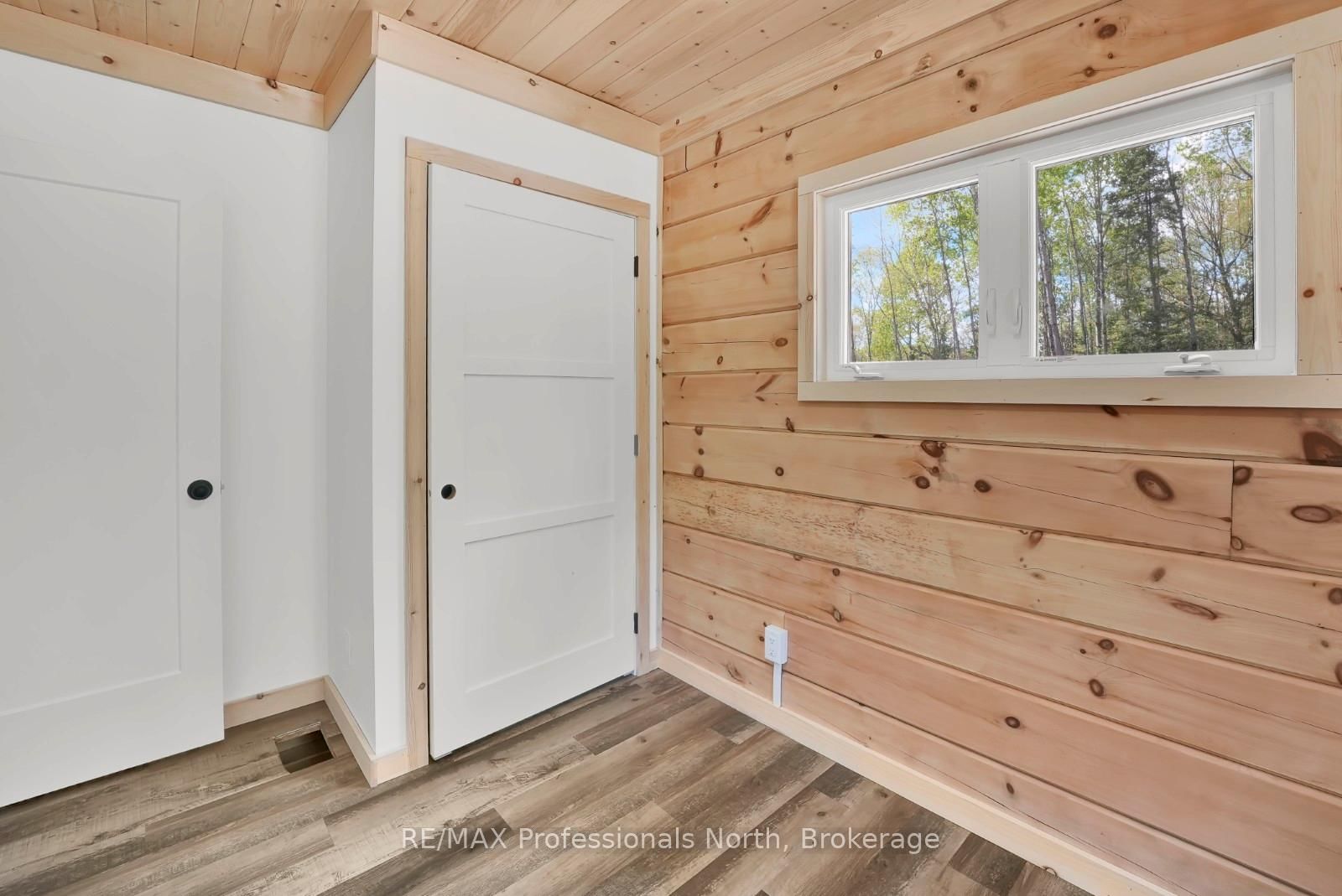 6587 Elephant Lake Road • Dysart et al, ON photo 30