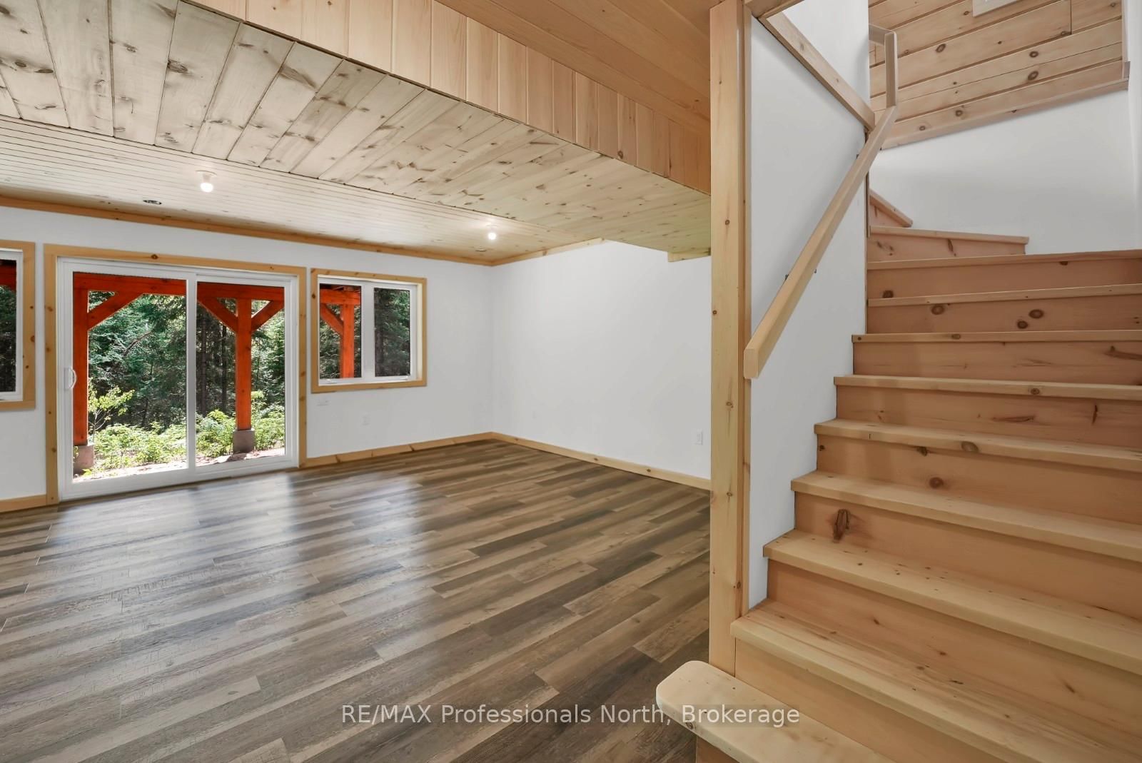 6587 Elephant Lake Road • Dysart et al, ON photo 34