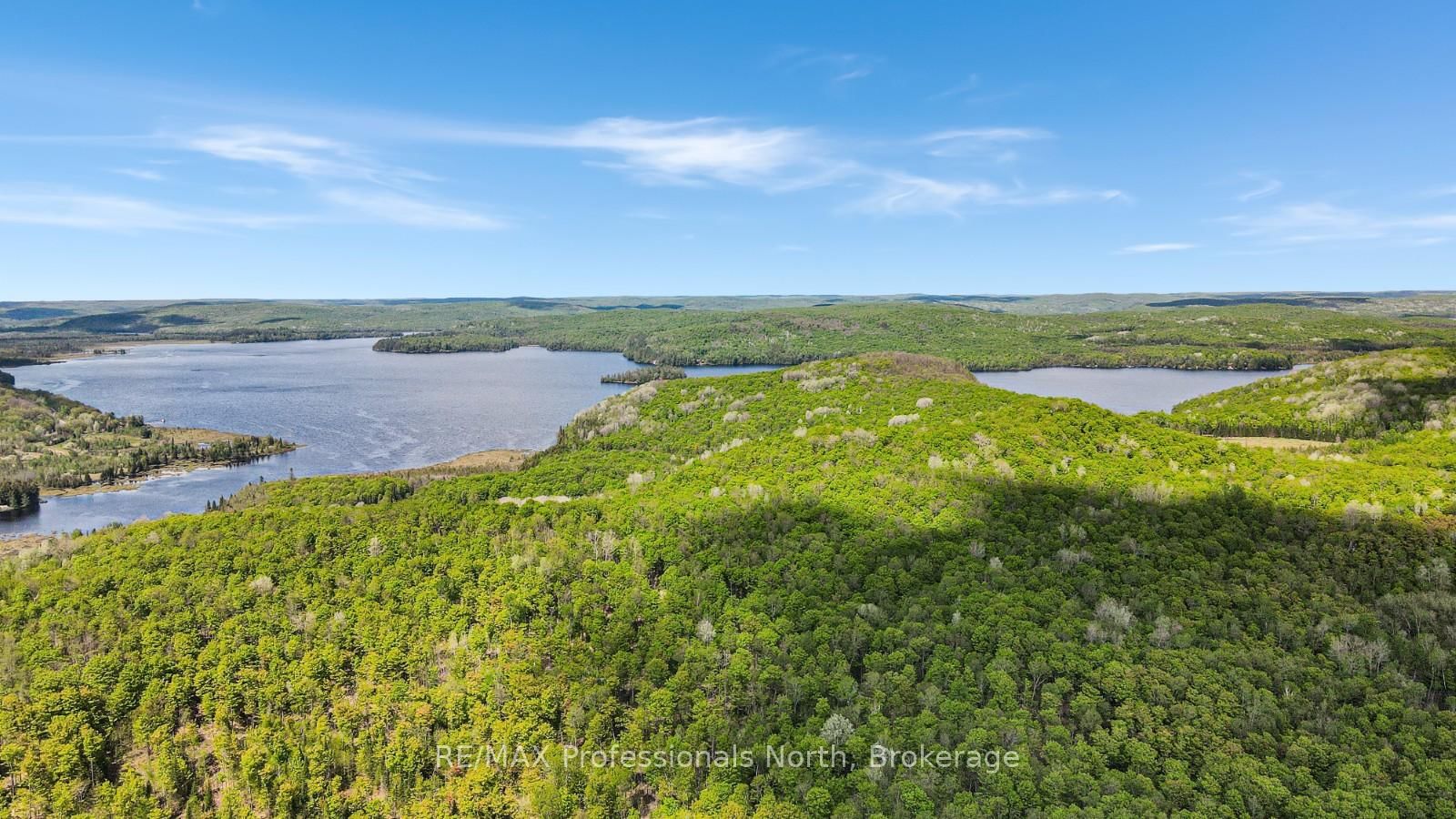 6587 Elephant Lake Road • Dysart et al, ON photo 49