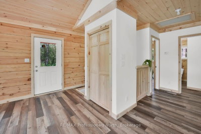 6587 Elephant Lake Road • Dysart et al, ON photo 8