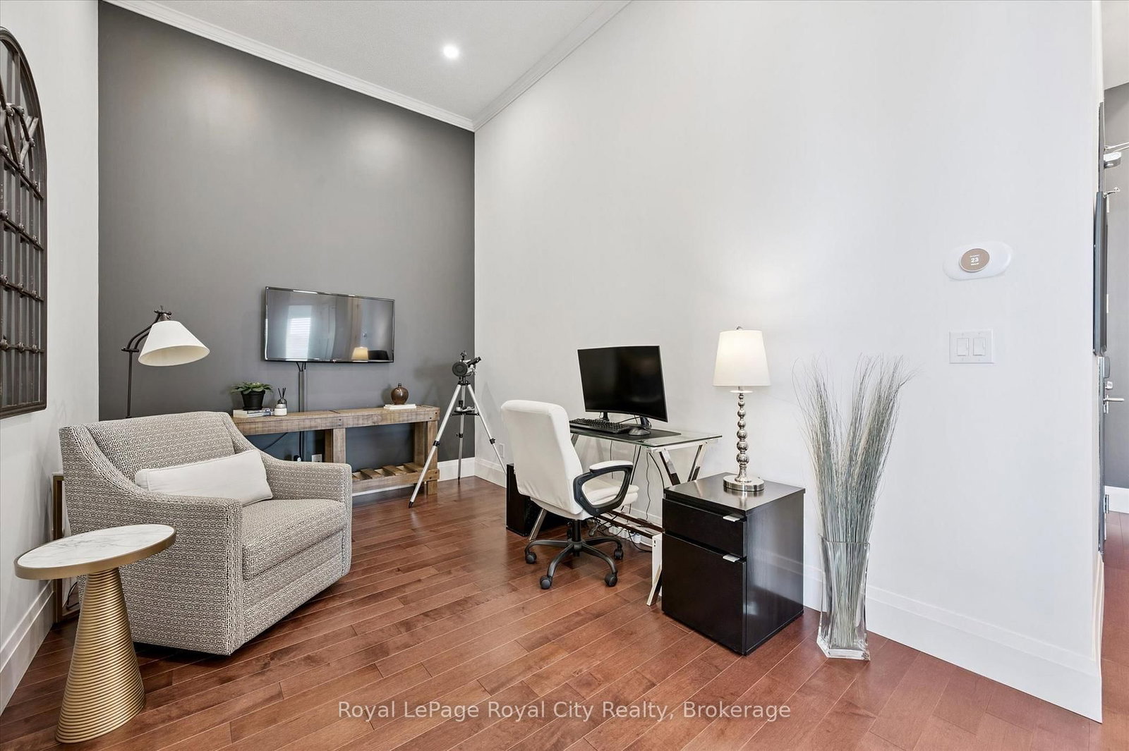 53 Arthur Street S, Unit 1005 - Photo 10