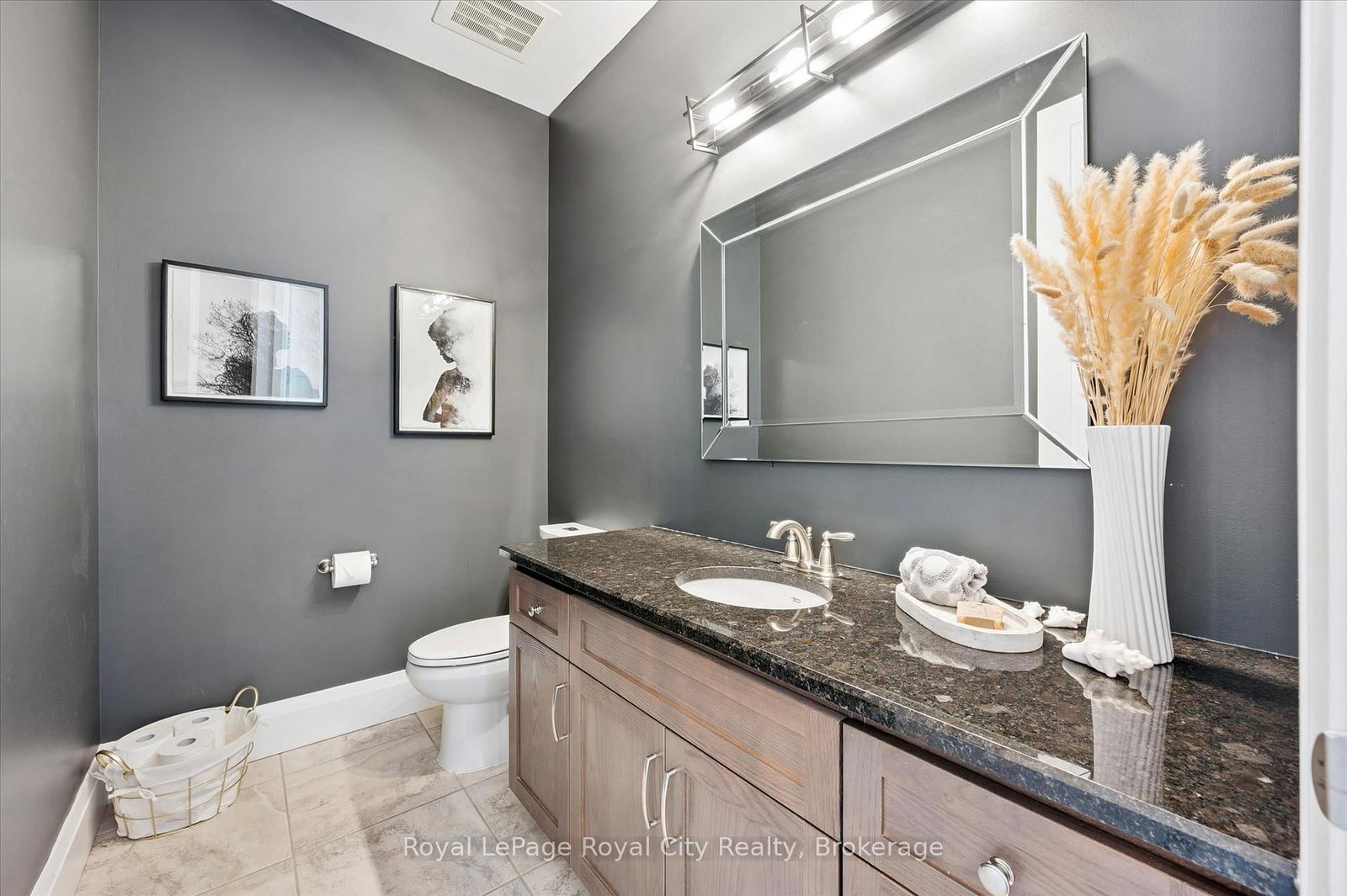 53 Arthur Street S, Unit 1005 - Photo 12