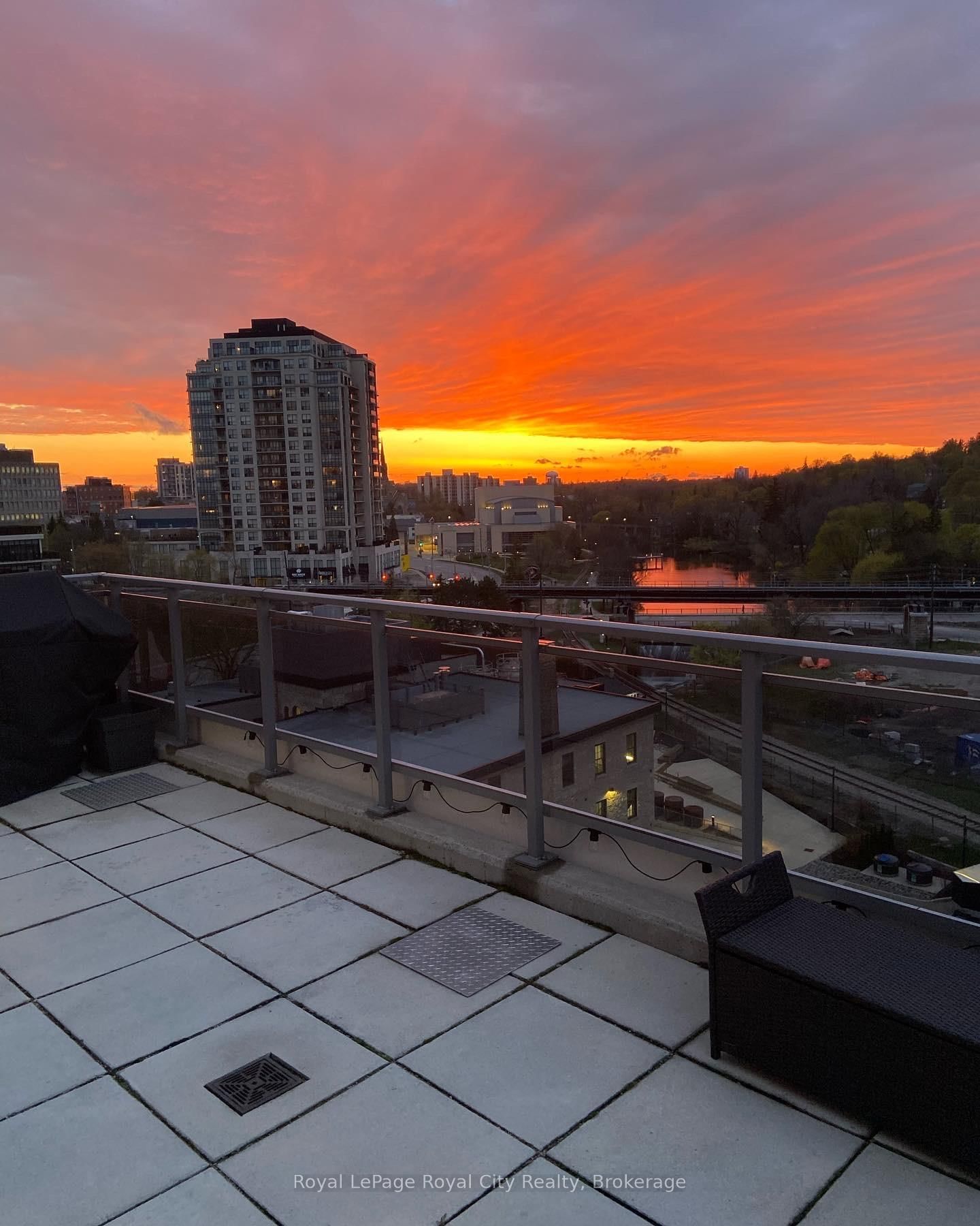 53 Arthur Street S, Unit 1005 - Photo 45