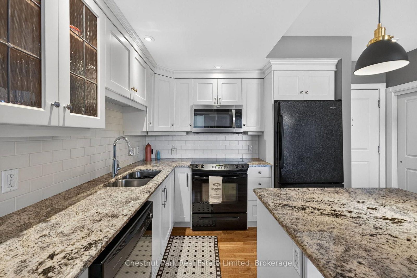 280 Main Street • #404 • Prince Edward County, ON photo 12