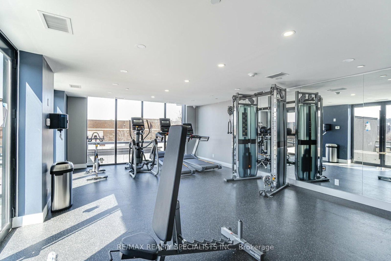 15 Queen Street S, Unit 2206 - Photo 23