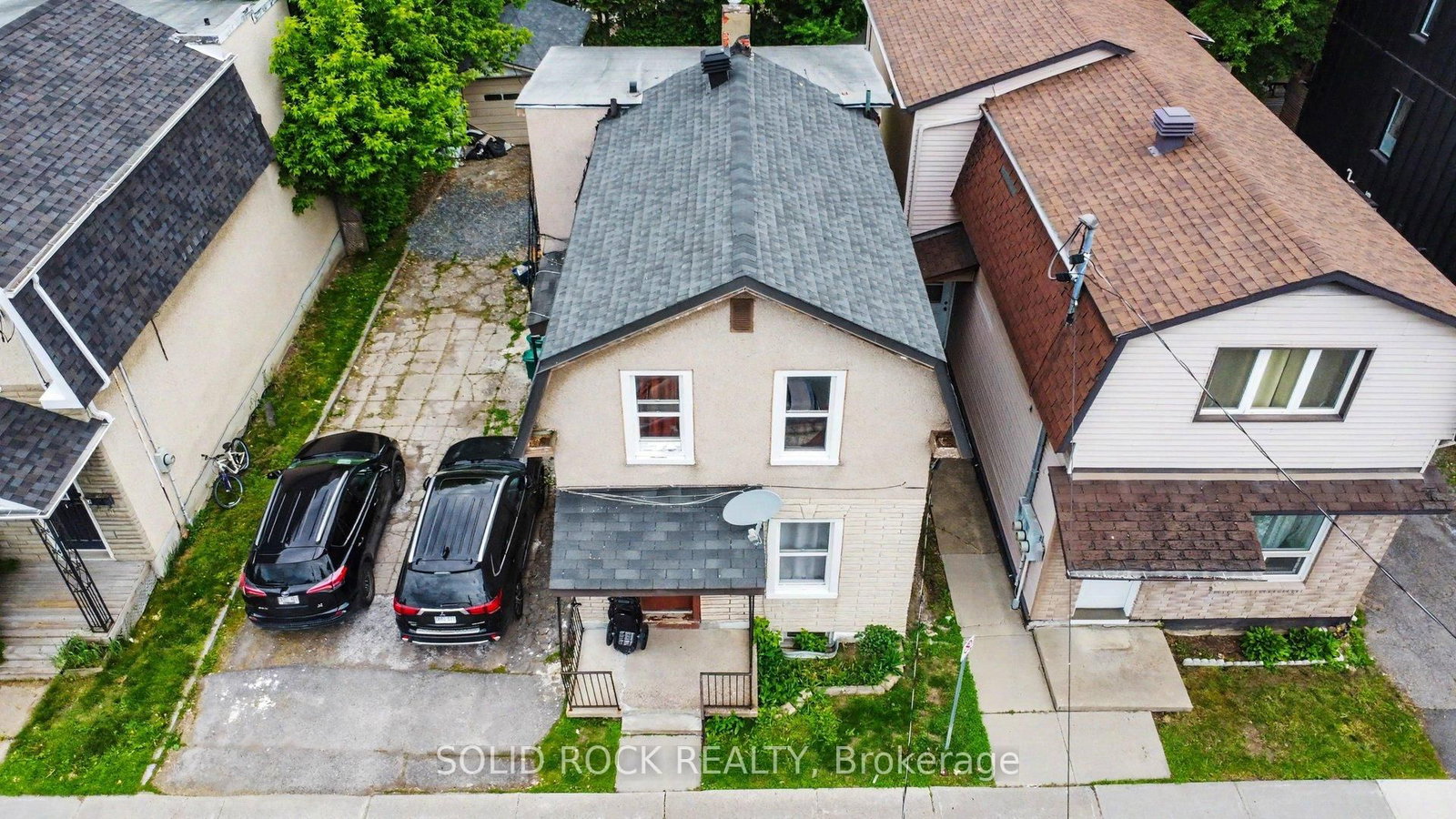 89 Marier Avenue • Ottawa, ON photo 3