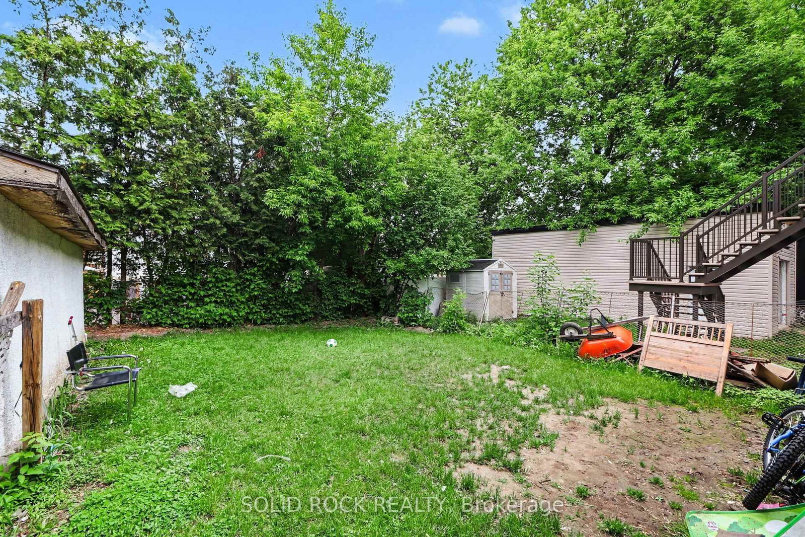 89 Marier Avenue • Ottawa, ON photo 6