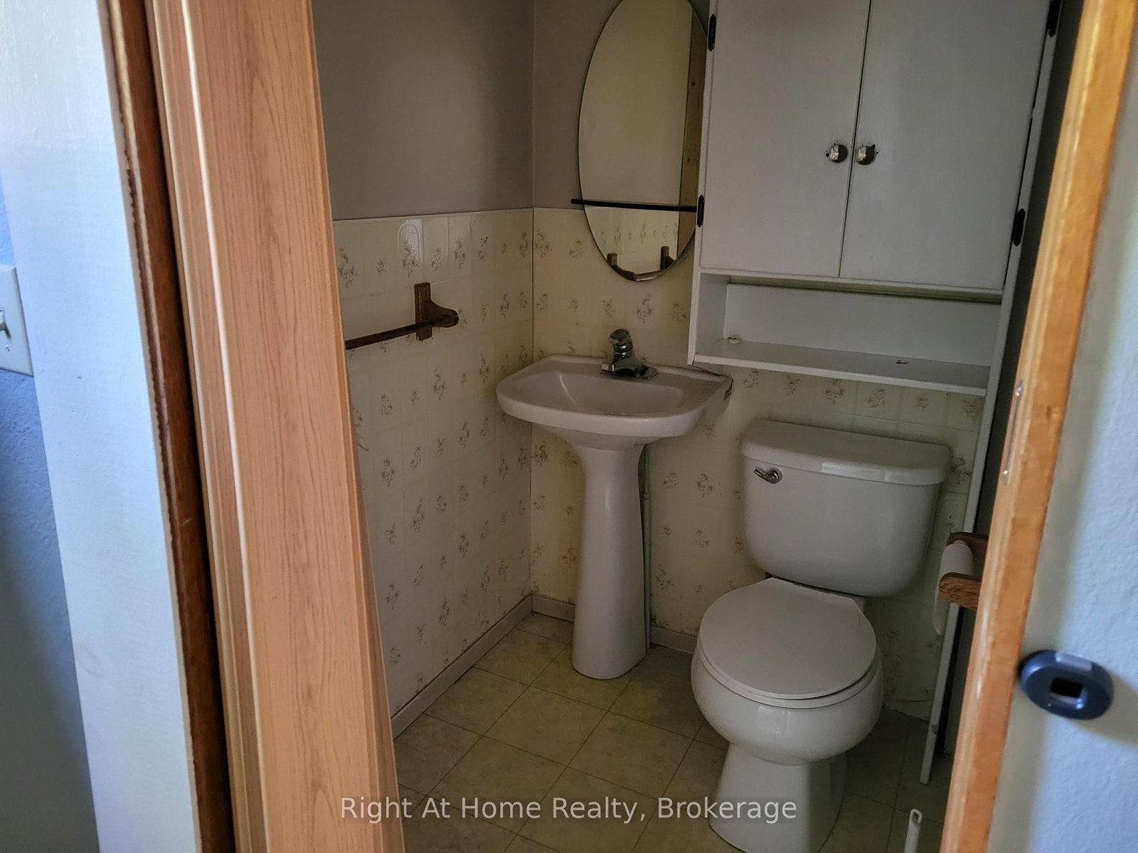 12 Mercer Street • Stratford, ON photo 13