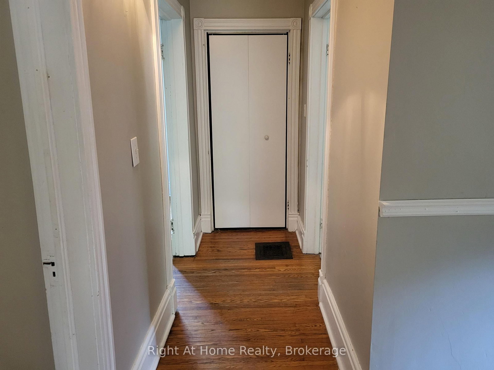 12 Mercer Street • Stratford, ON photo 14