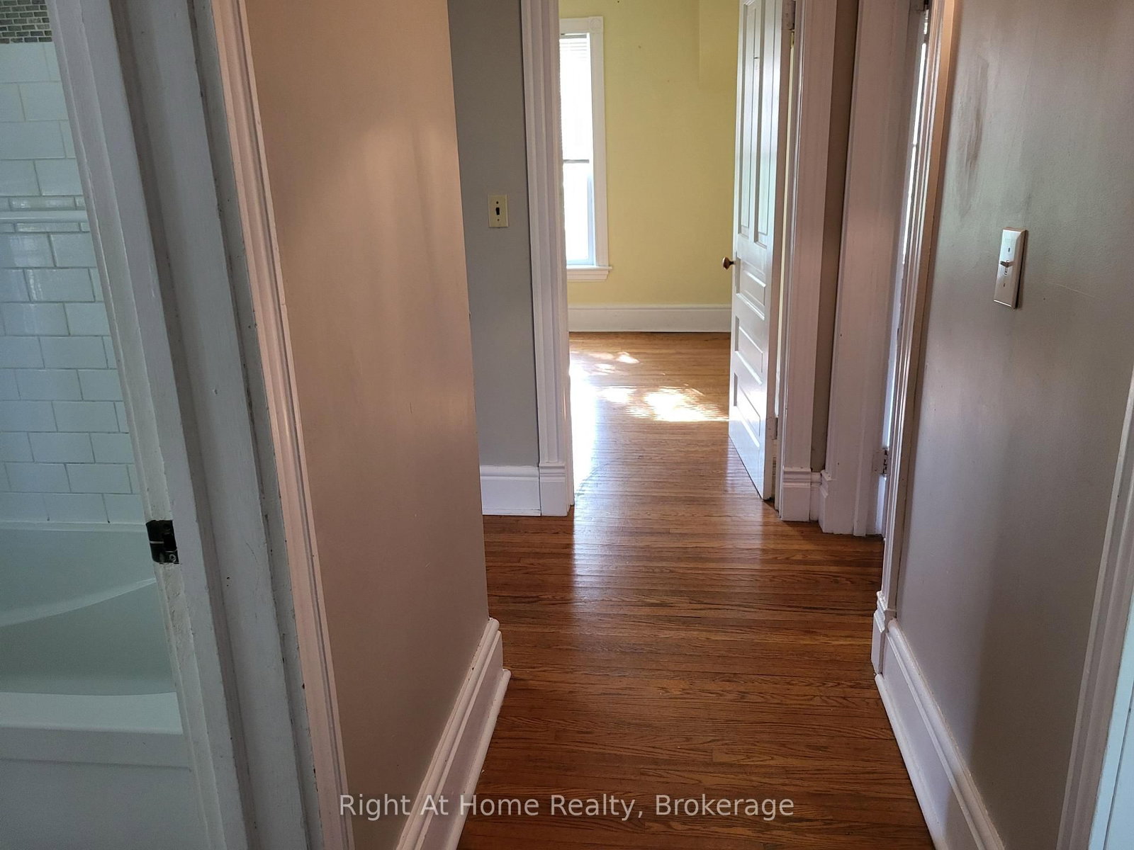 12 Mercer Street • Stratford, ON photo 15
