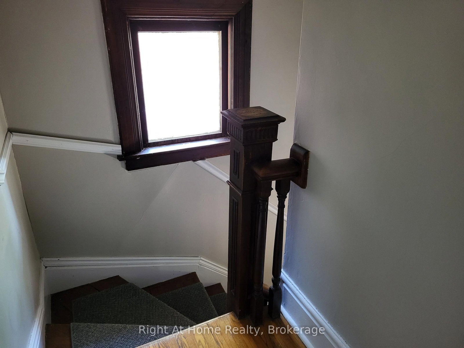 12 Mercer Street • Stratford, ON photo 25