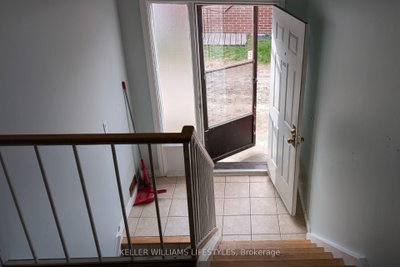 17 Nightingale Drive • North Bay, ON photo 6